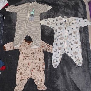 newborn cloths